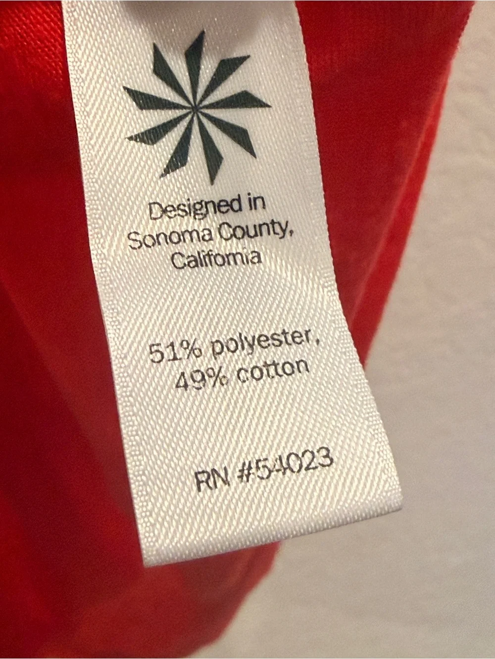 Athleta Vibrant Red Scoop Pocket Tank - Picture 4 of 4